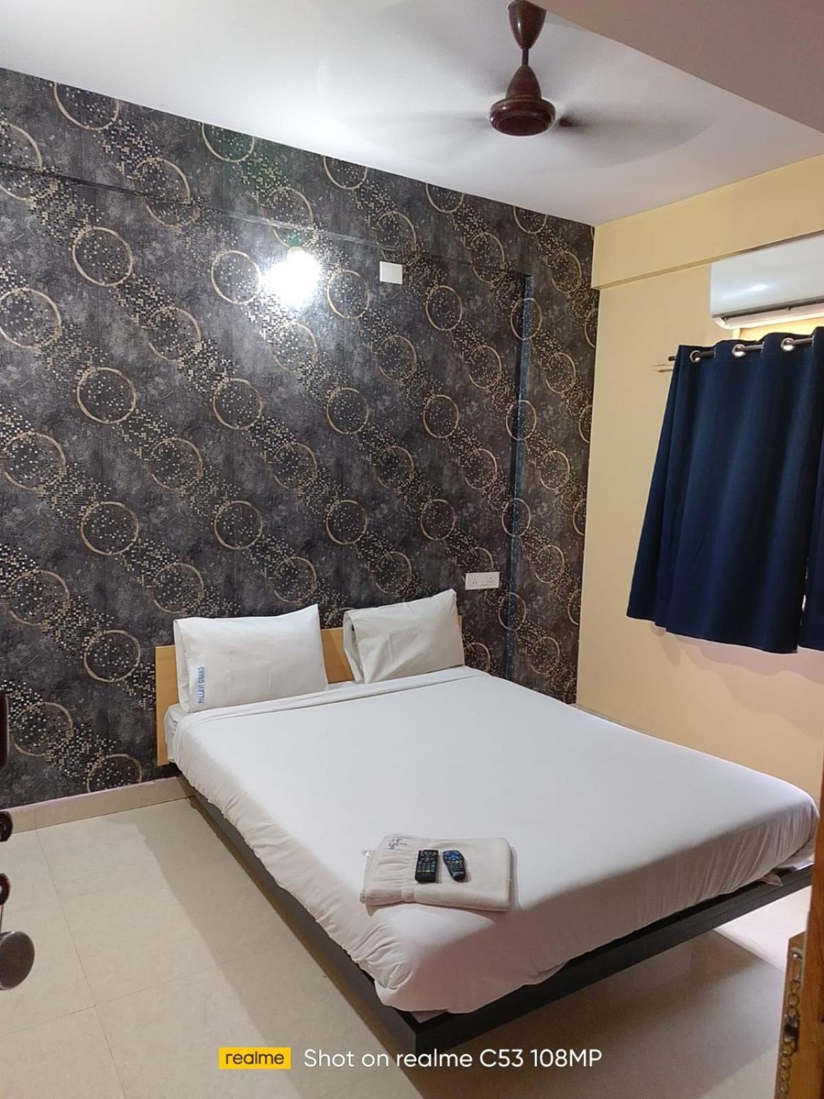 Hotel Pallavi Grand Bangalore Exterior photo